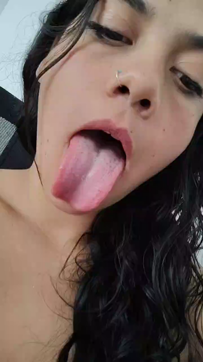 sweet_scarlett_