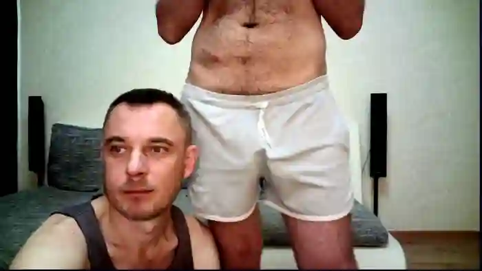 2025/08/24/cam4-ukboyone-10-22-57