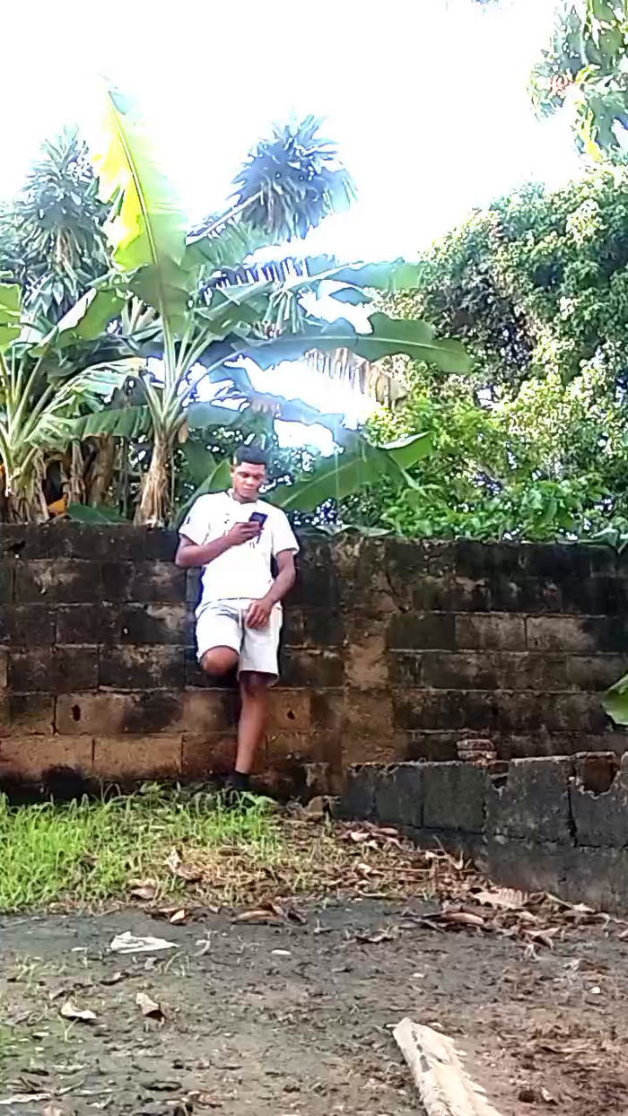 Black_spitpiss