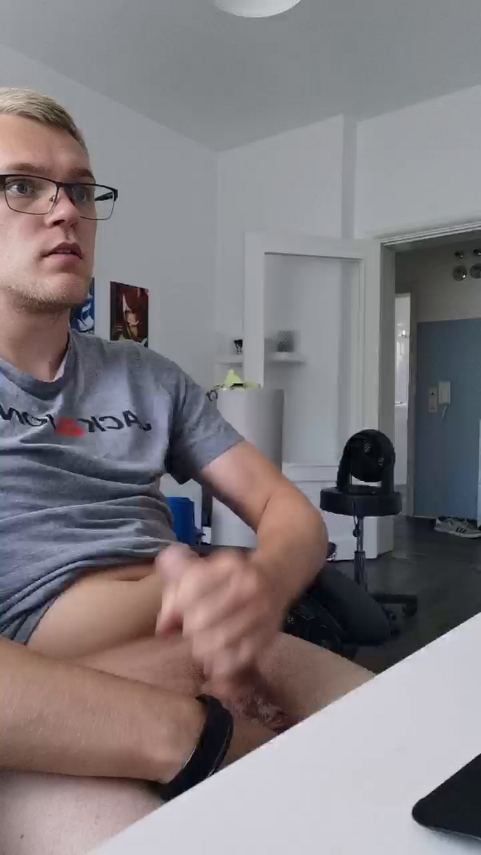Aleex325