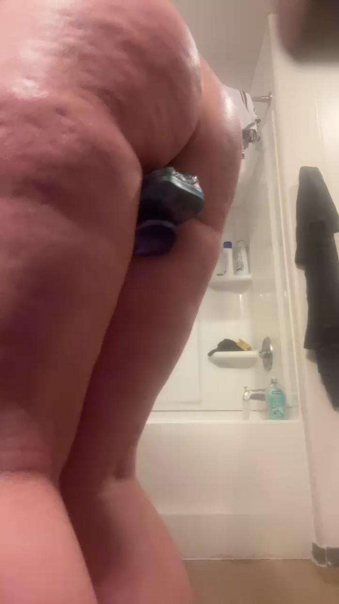 SexyMissBee21