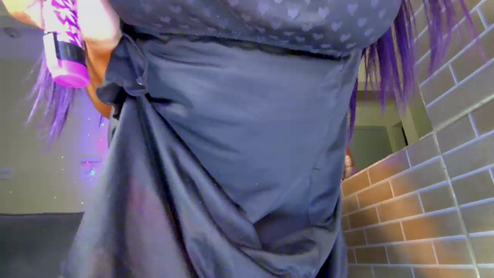 Isahotwife