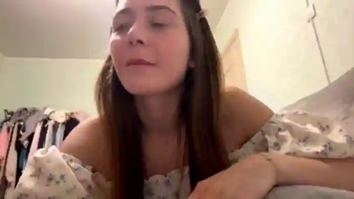 2025/08/31/cam4-adalinefontus-01-49-50