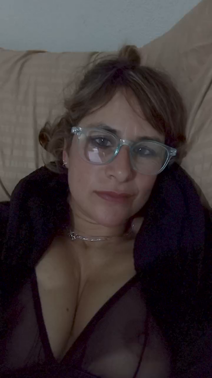 Viviana48A