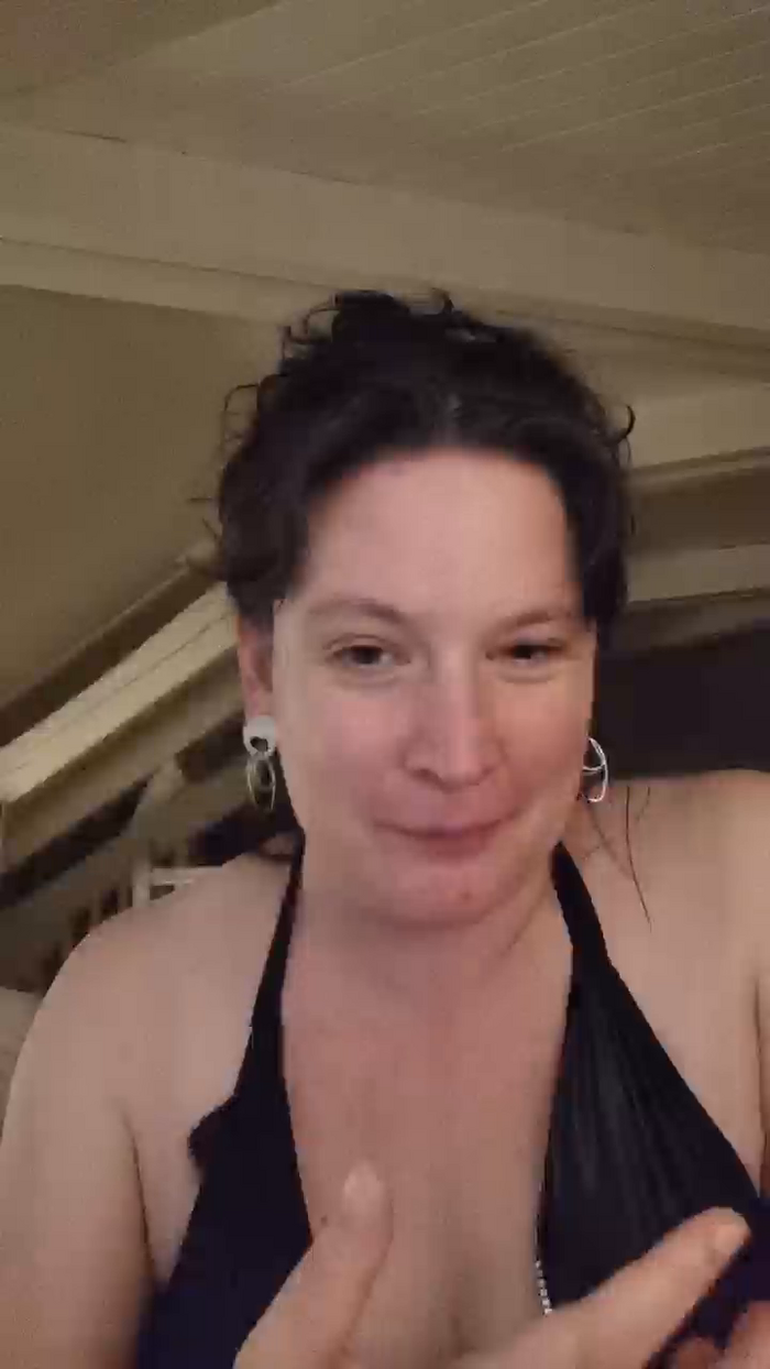 Julyhot44