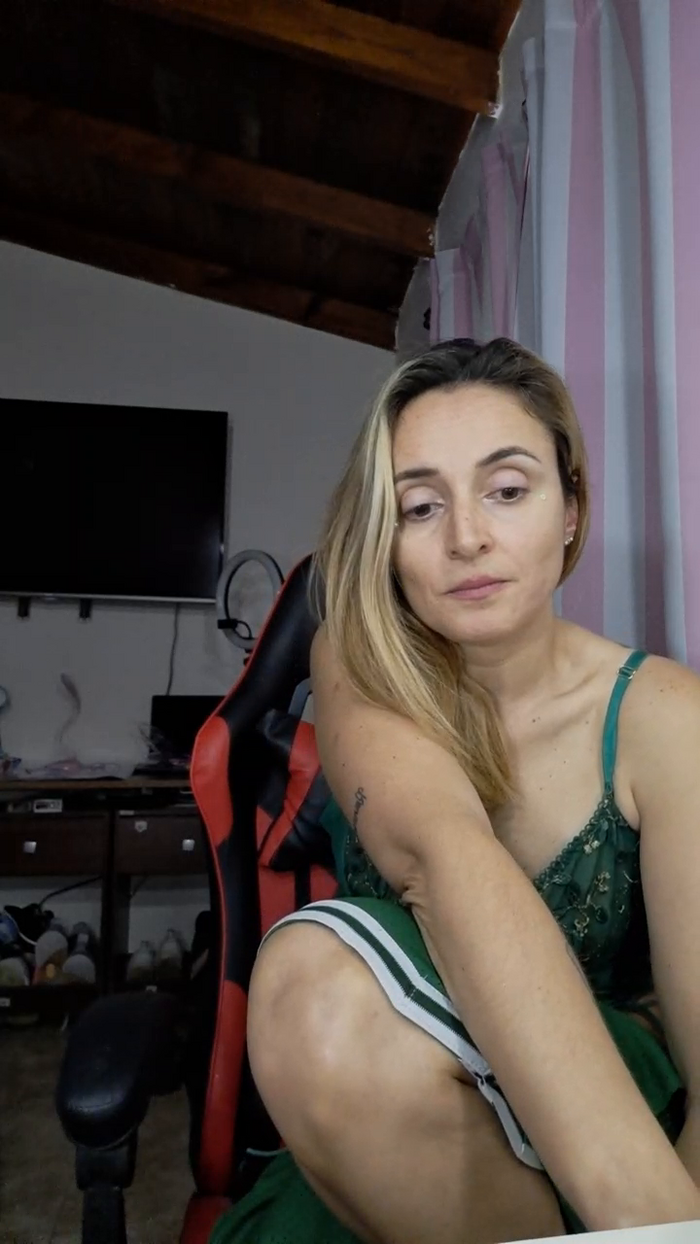 Shirlita2