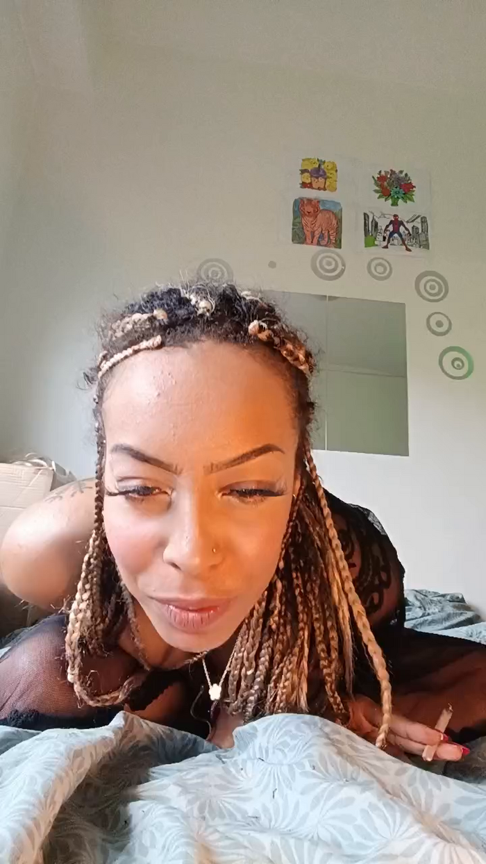 elleblue_sexy