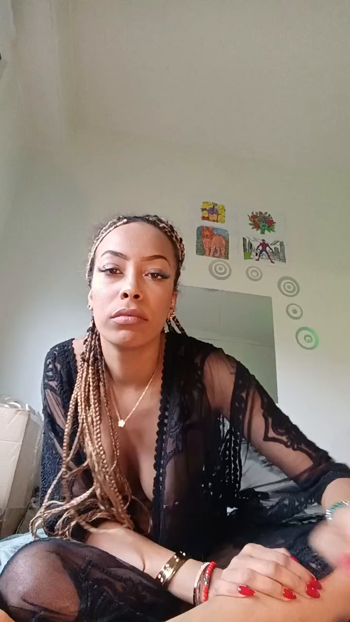 elleblue_sexy