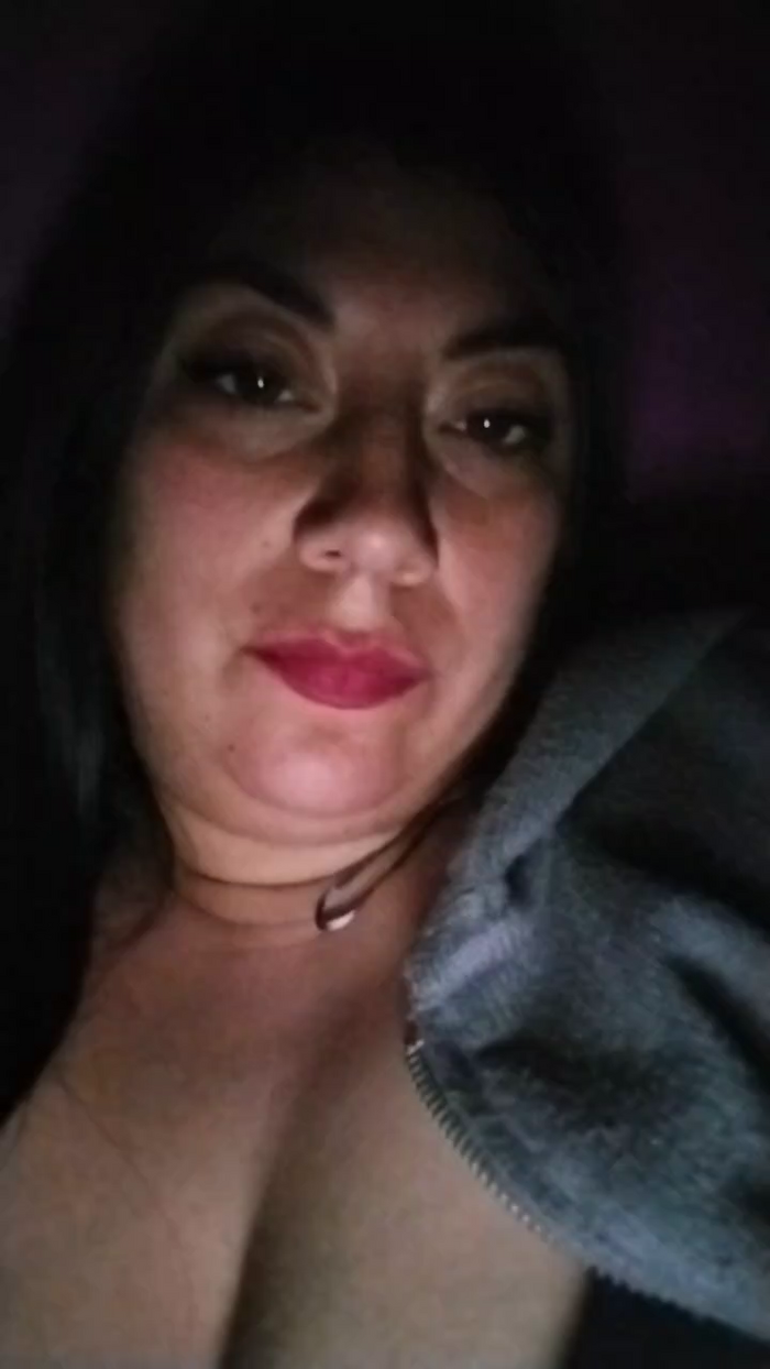 Ambar696