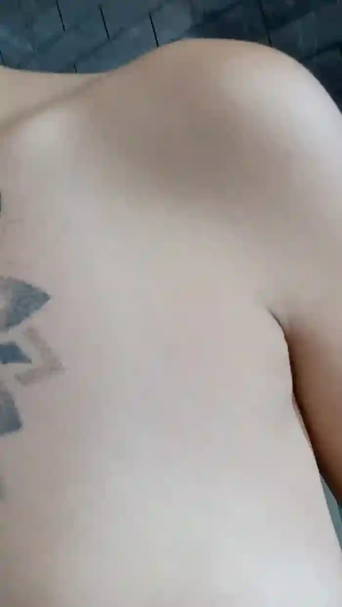 2025/09/04/cam4-porcellina181-11-21-14