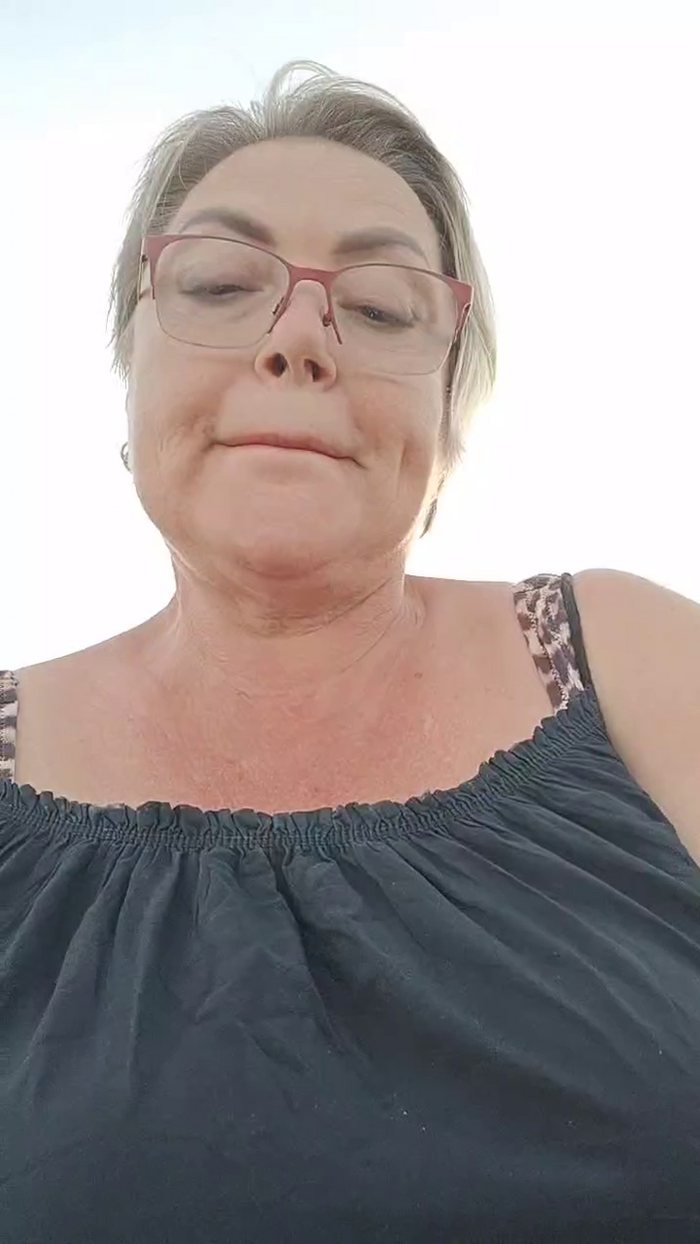 LindaL69