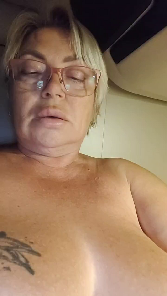 LindaL69