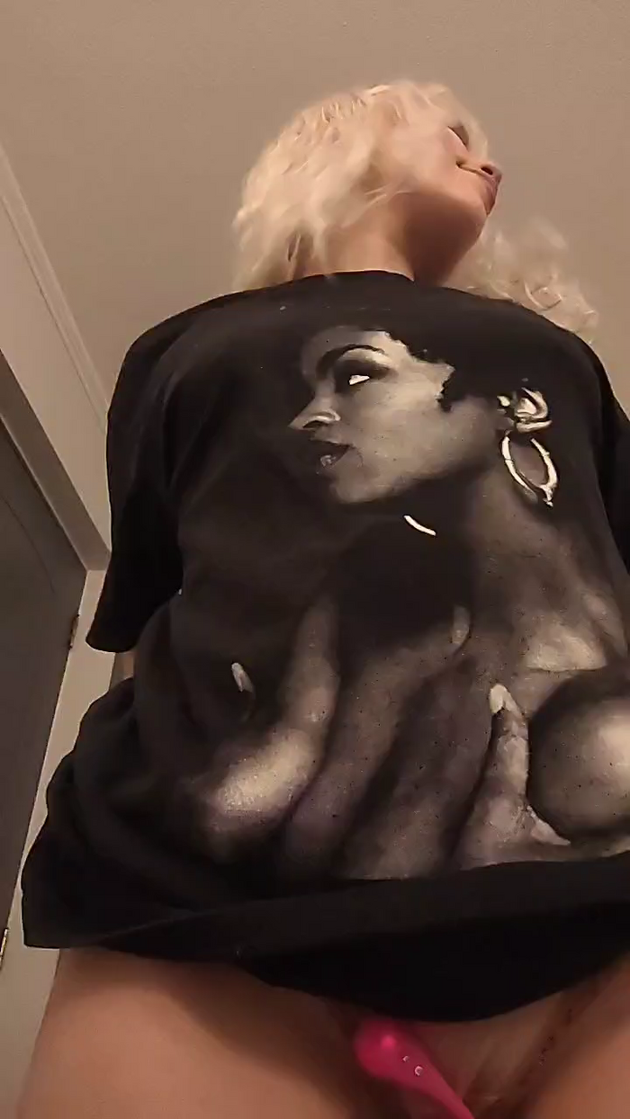 emi_laura