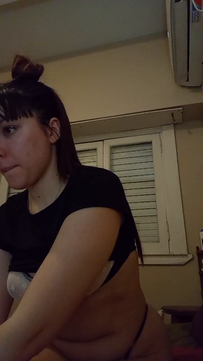 Lara_99_