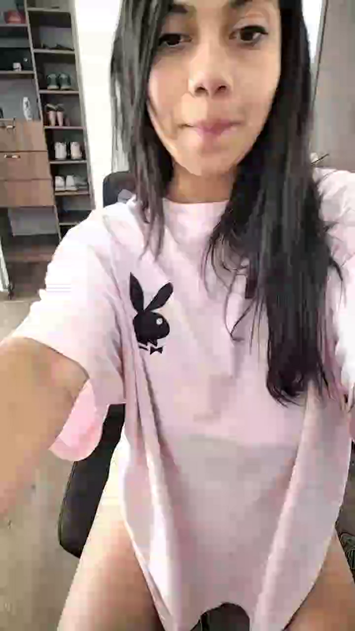 sweet_scarlett_