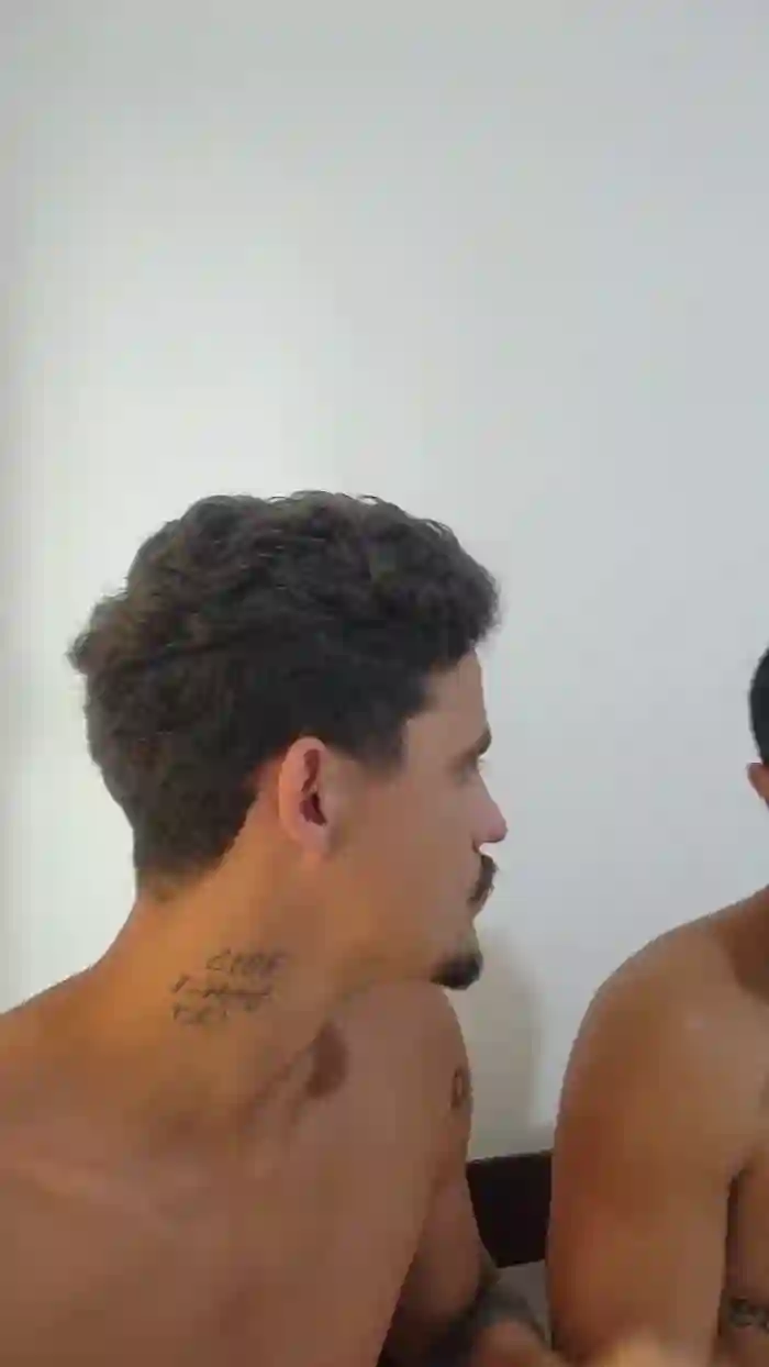 2025/09/15/cam4-levi_henrique-19-08-29