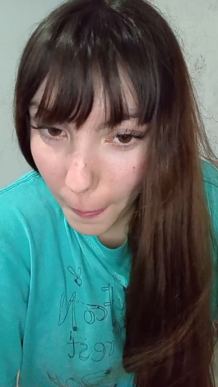 Lara_99_
