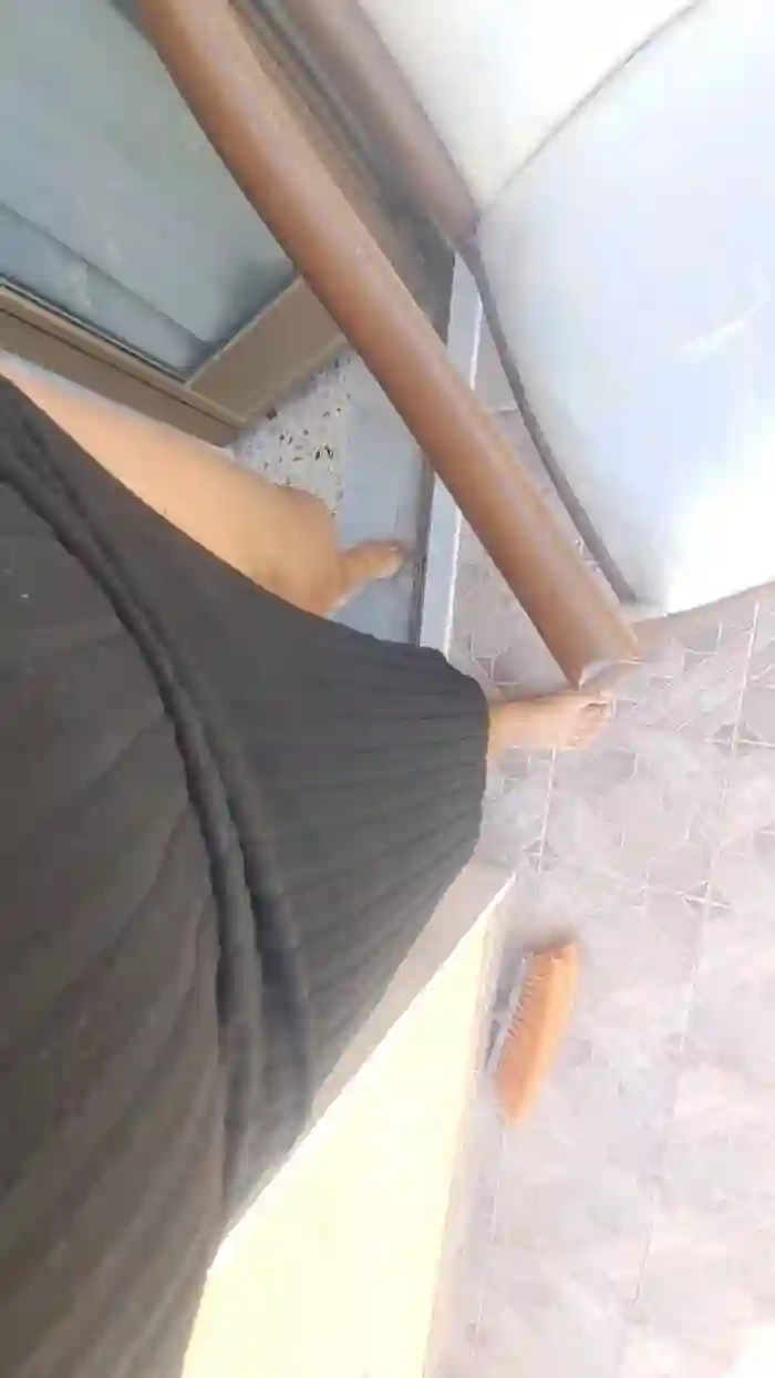 2025/09/16/cam4-molly1977-07-39-36