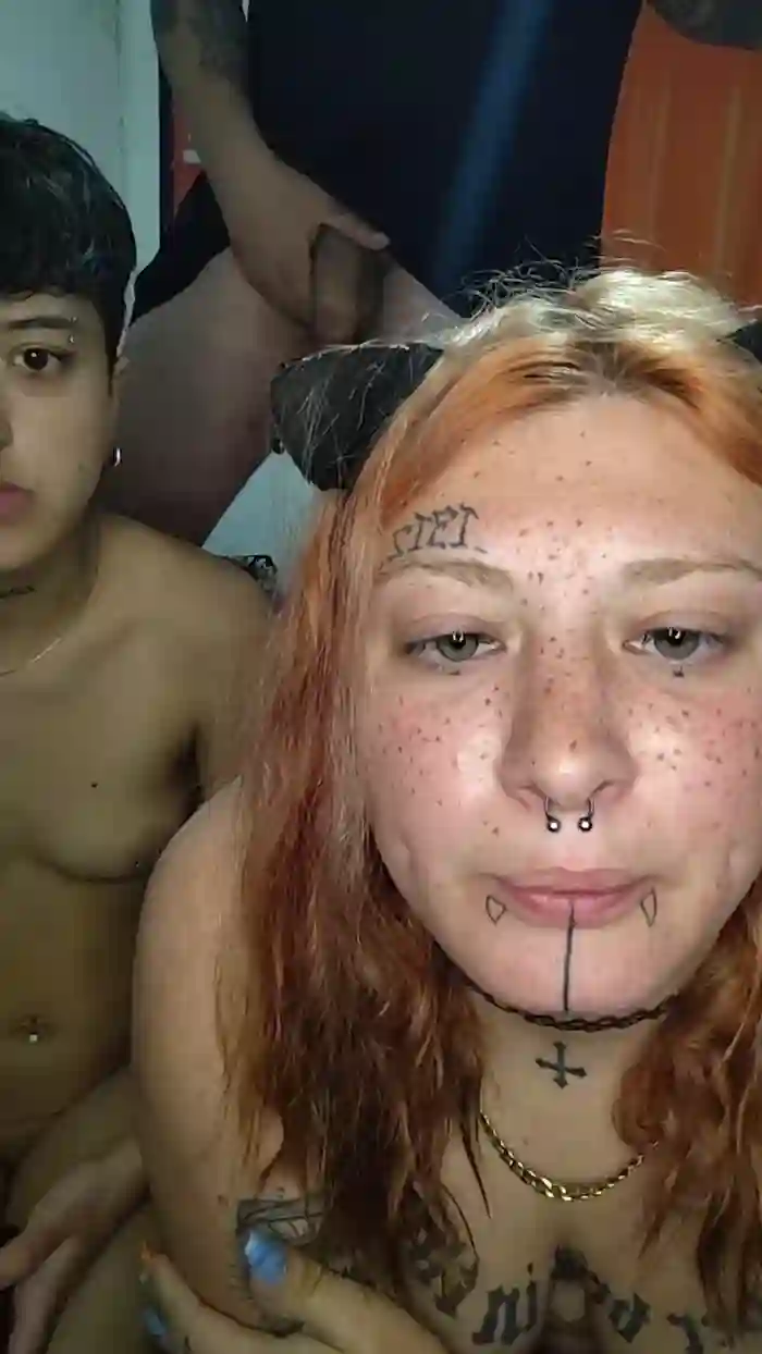 2025/09/16/cam4-sexxyymom-03-50-44