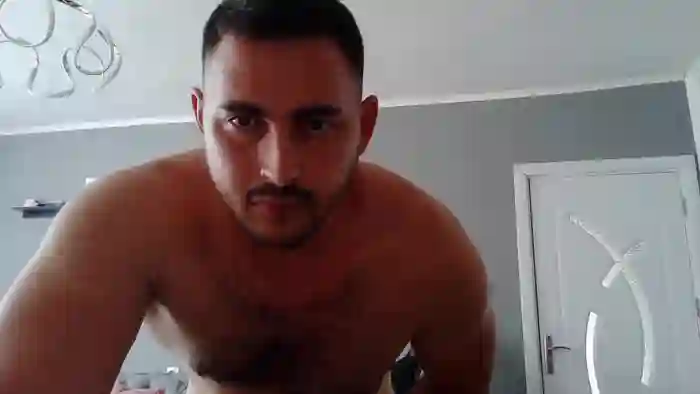 2025/09/18/cam4-djmute_33-11-07-46