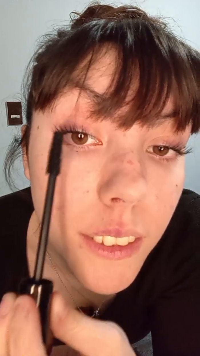 Lara_99_