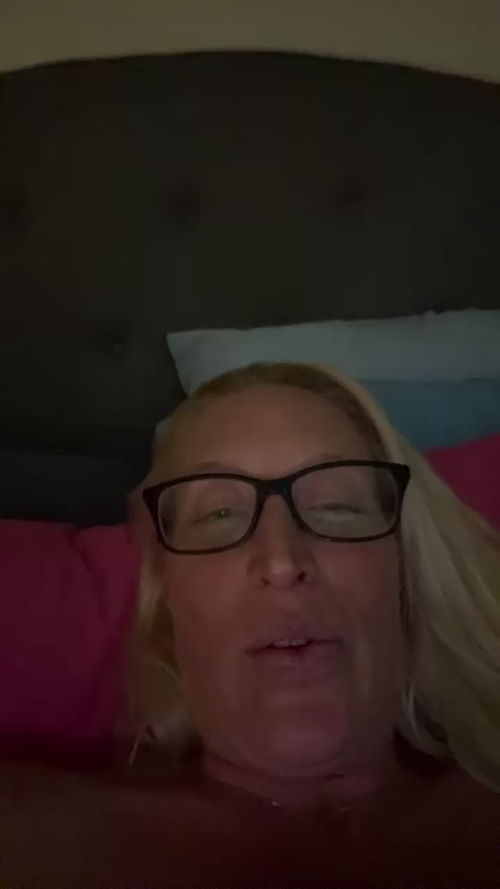JemsYourGirl