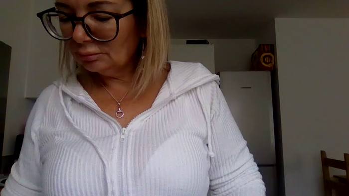 Naughty_Nicx