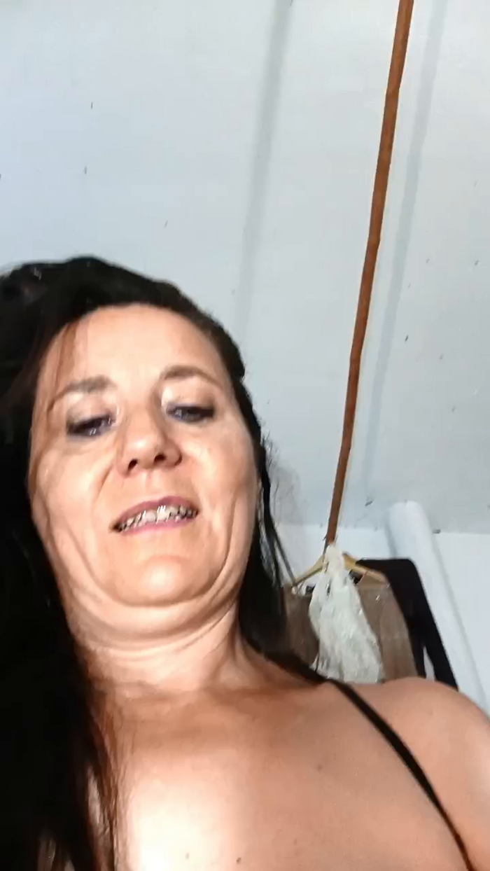 HAIRYPUSSYLIPS