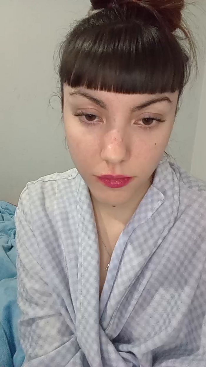 Lara_99_