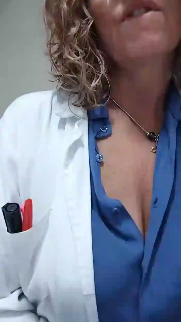 2025/09/25/cam4-meandx-15-41-31