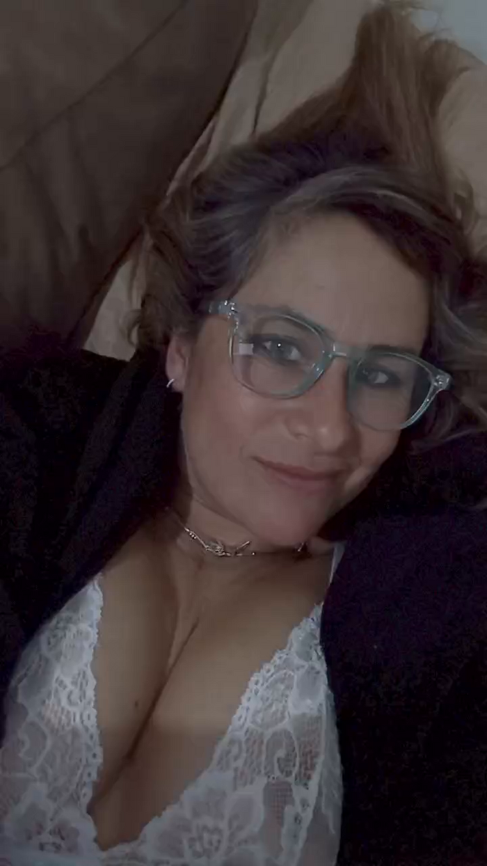 Viviana48A
