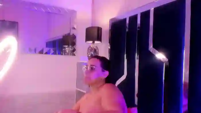 2025/09/26/cam4-erikamontiel_-02-24-54