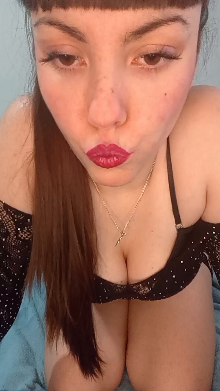 Lara_99_