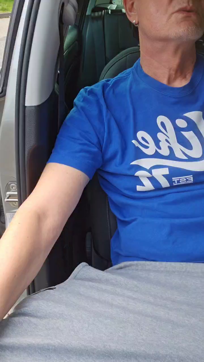 axelblows