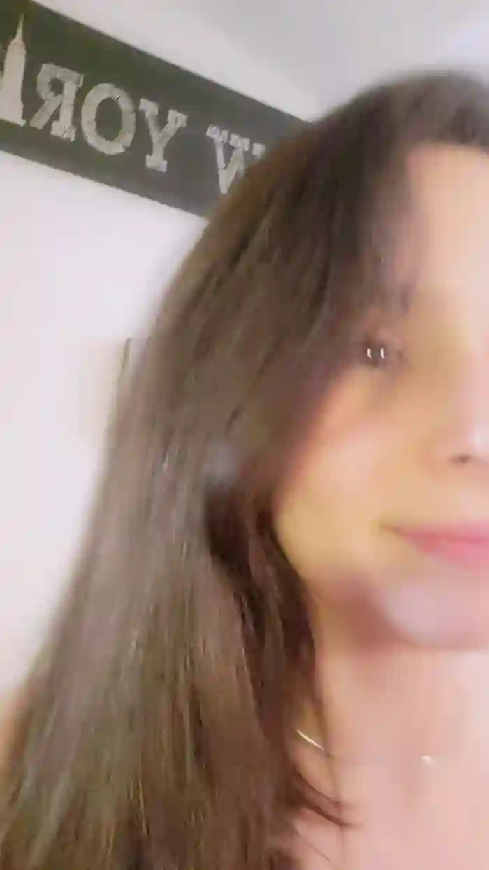 2025/09/29/cam4-roxannepiggy-22-26-40