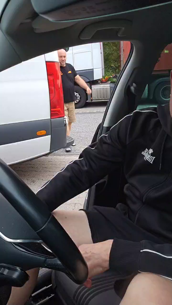 axelblows