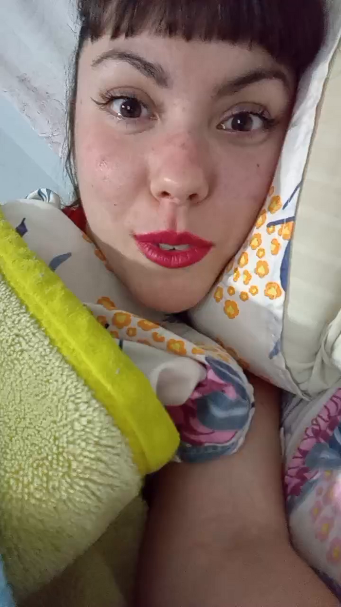 Lara_99_