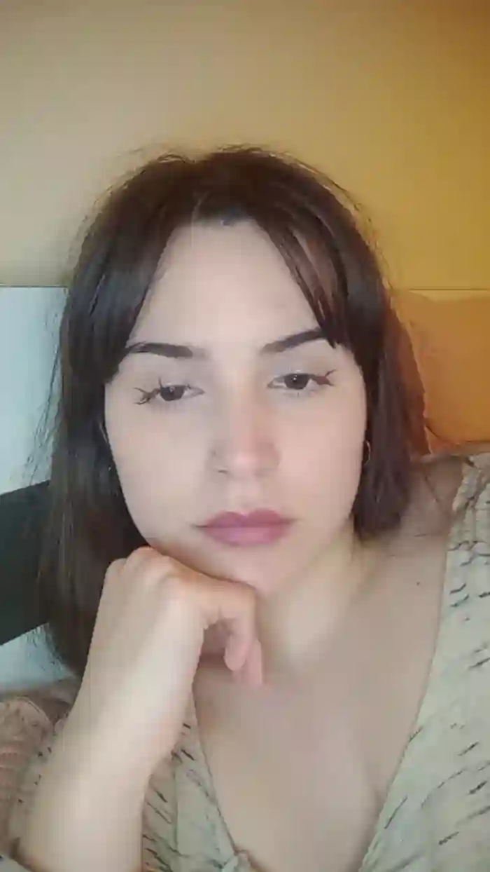 2025/09/30/cam4-putita2003-08-06-52