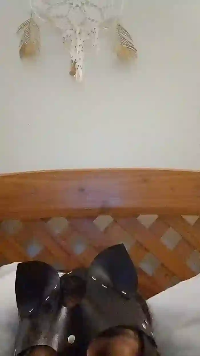 2025/10/01/cam4-babycaalientee-05-33-20