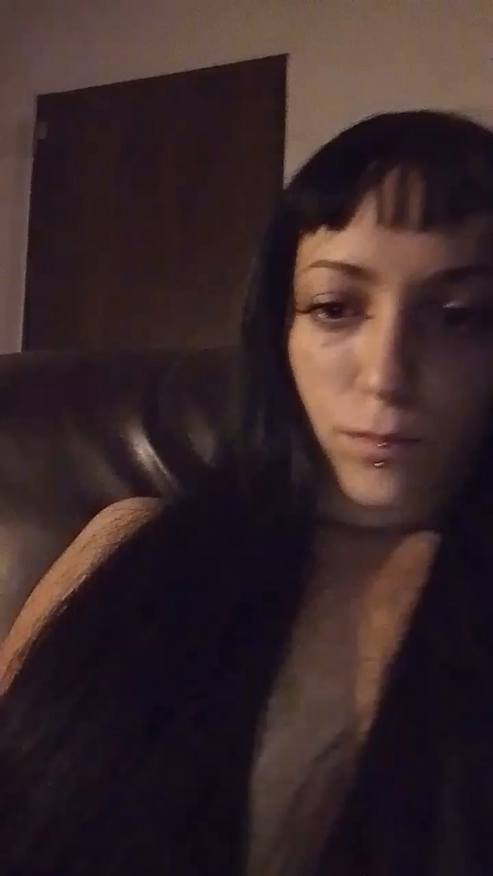Nisrina25