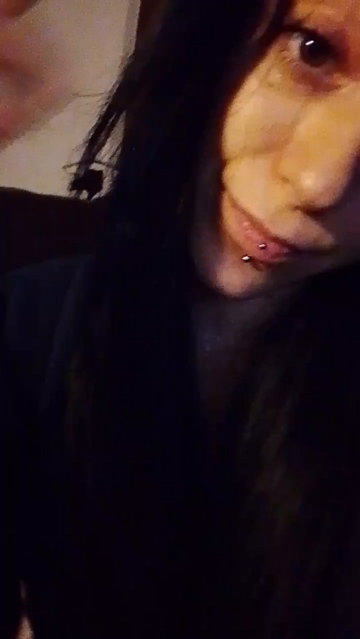 Nisrina25