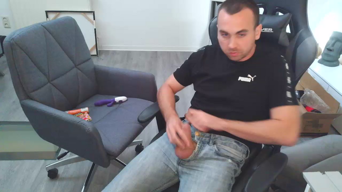 Jeansjunge96