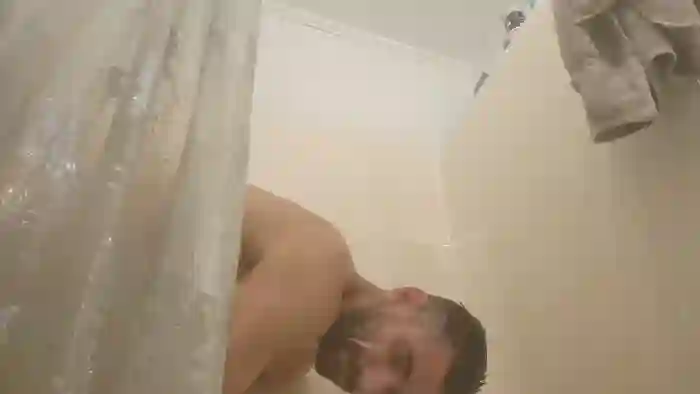 2025/10/04/cam4-bigtoyguy34-08-31-04
