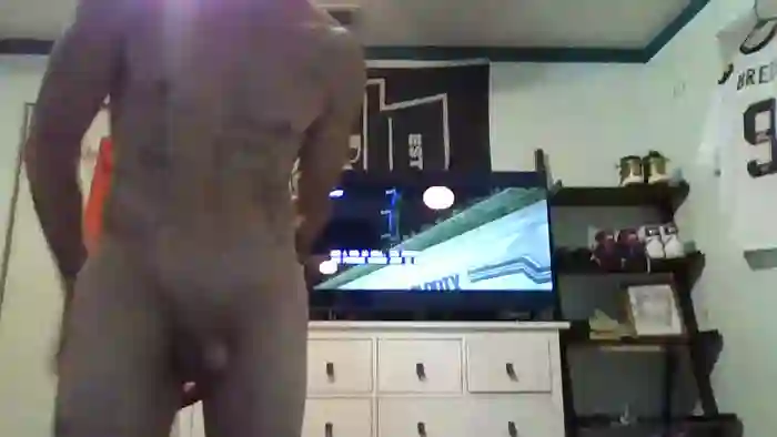 2025/10/04/cam4-bigtoyguy34-12-57-43