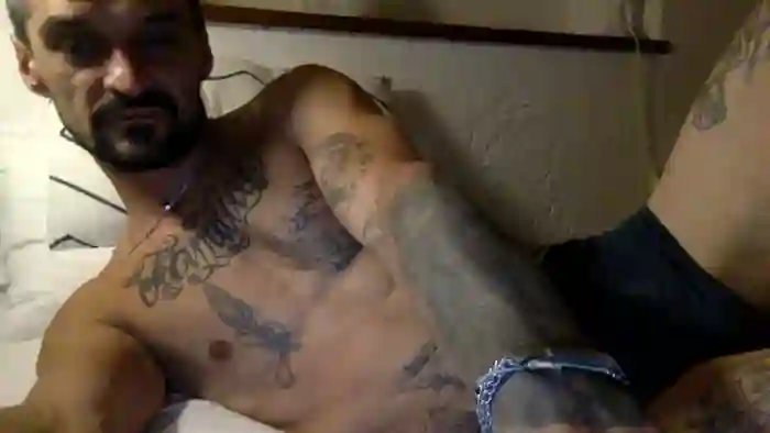 2025/10/06/cam4-roa87-20-00-22