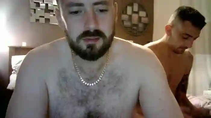 2025/10/08/cam4-dd_of84-17-00-33