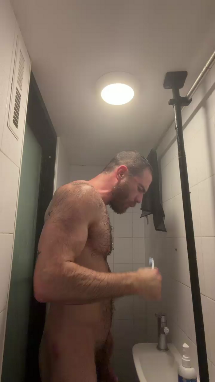 Bighairytopping