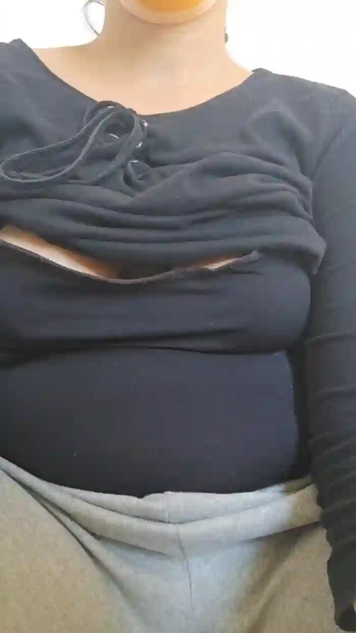 2025/10/14/cam4-chia562002-12-22-41