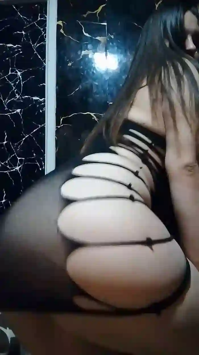 2025/10/16/cam4-casadaculonahot-02-51-13