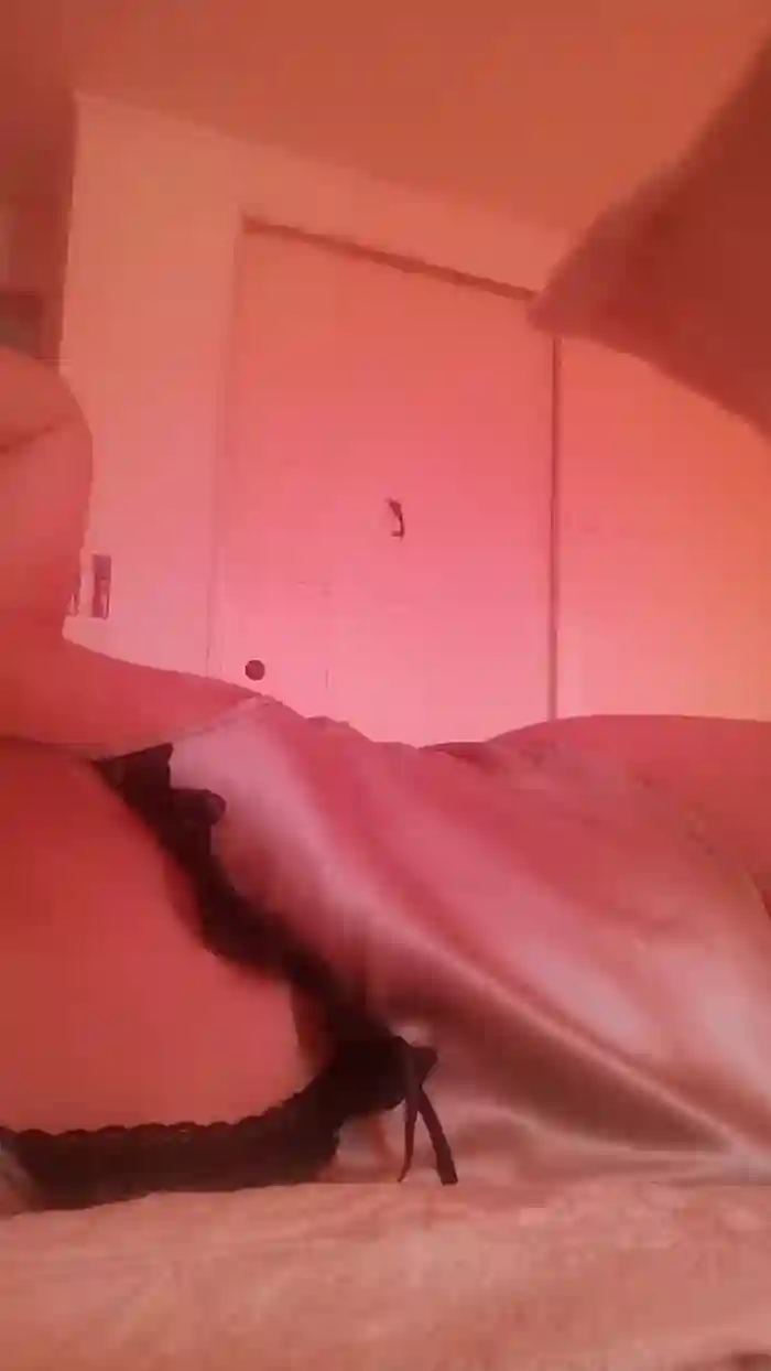 2025/10/16/cam4-magali43-11-09-16